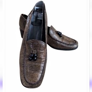 Stuart Weitzman Snakeskin Print Chunky Heel Brown Loafers Size 10 Women's